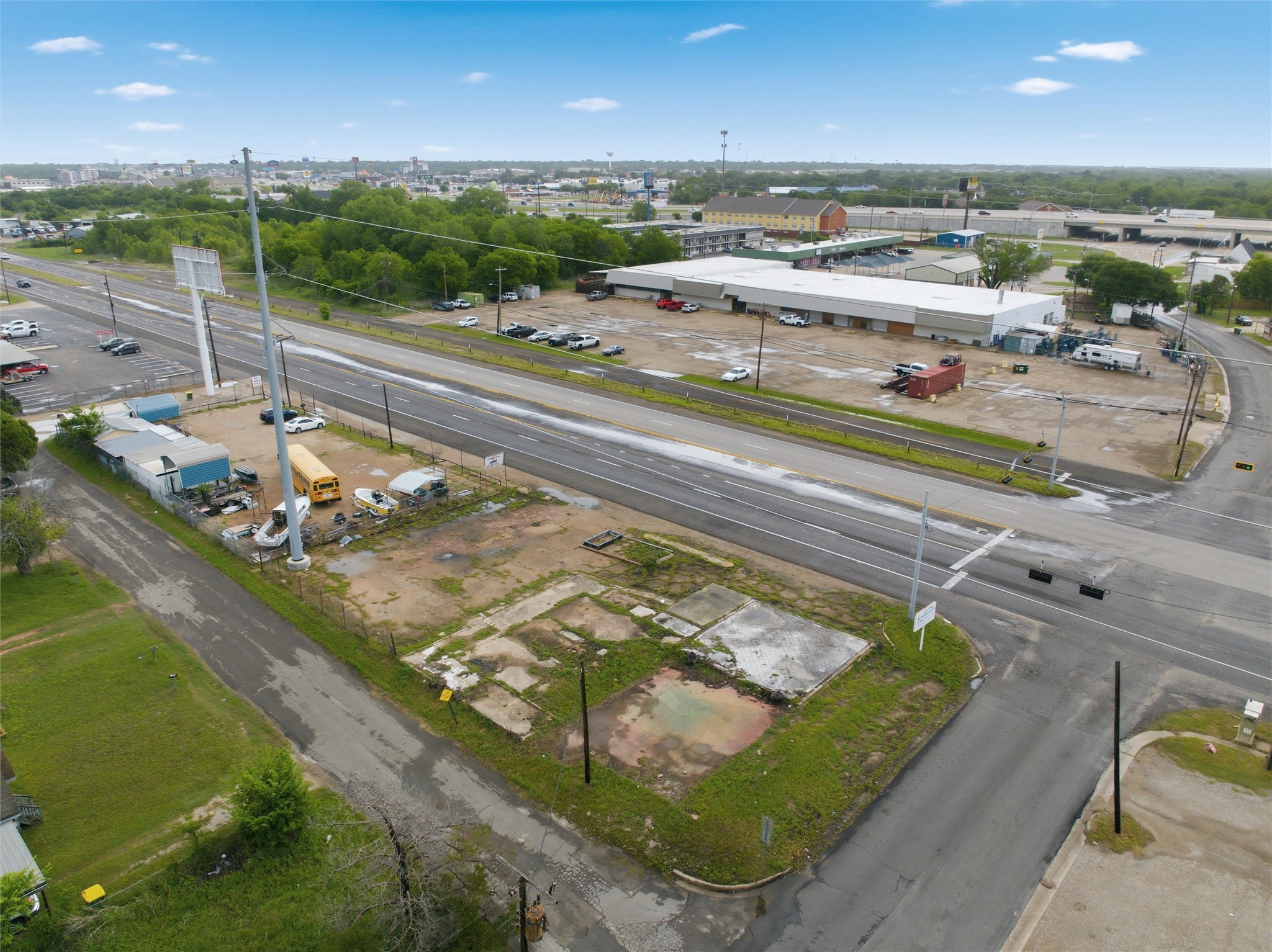1500 New Dallas Highway Waco TX 76705