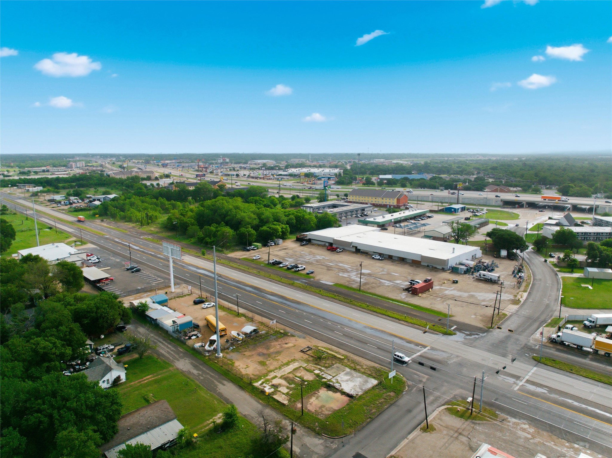 1500 New Dallas Highway Waco TX 76705