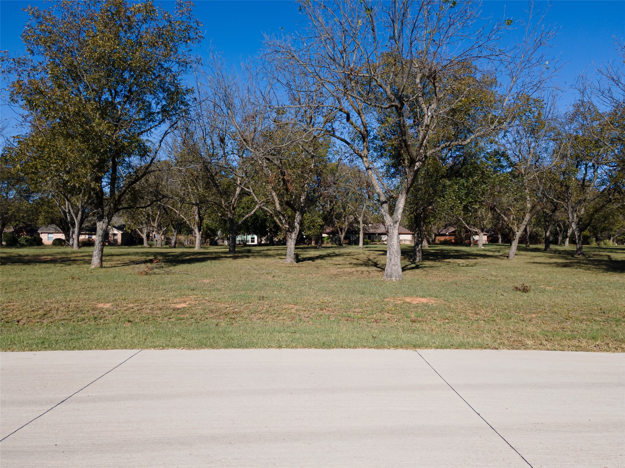 8009 W Landings Road Granbury TX 76049