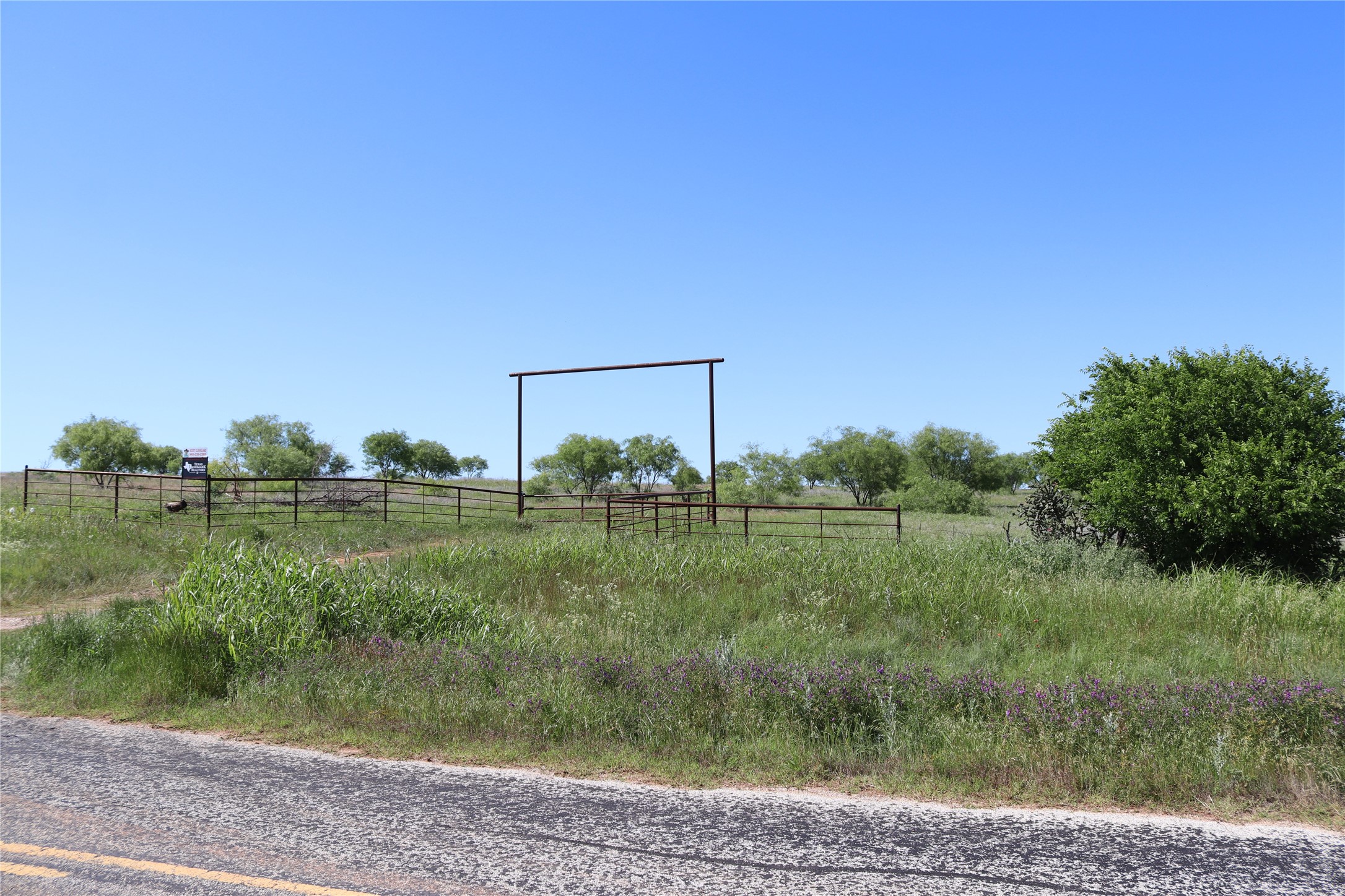 192 Acres Fm 171 Byers TX 76357