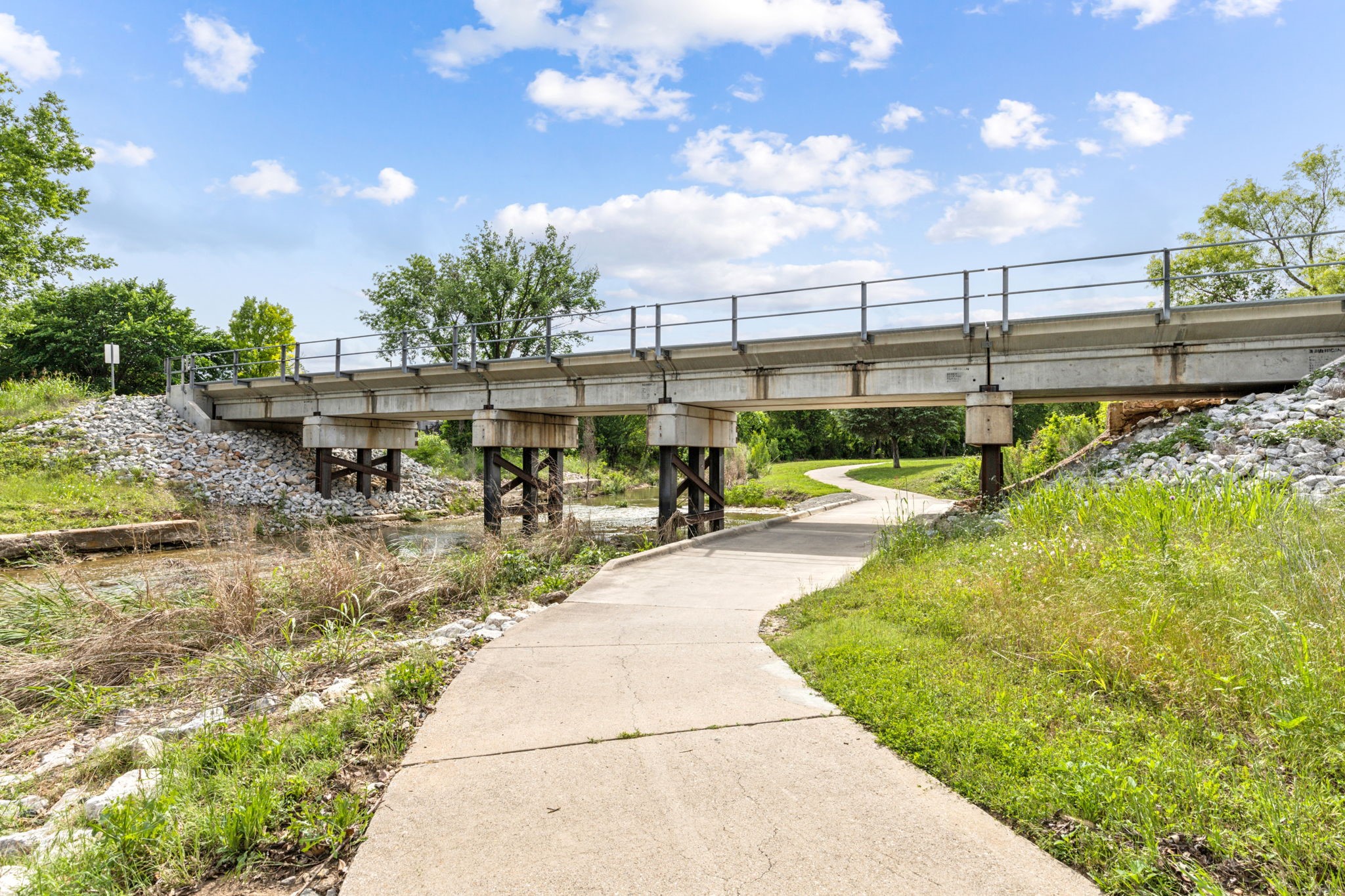 133 Minnie Keller TX 76248