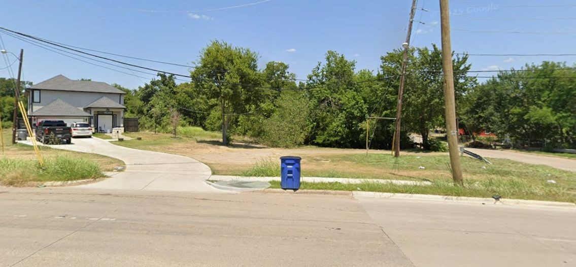 4327 Gladewater Road Dallas TX 75216