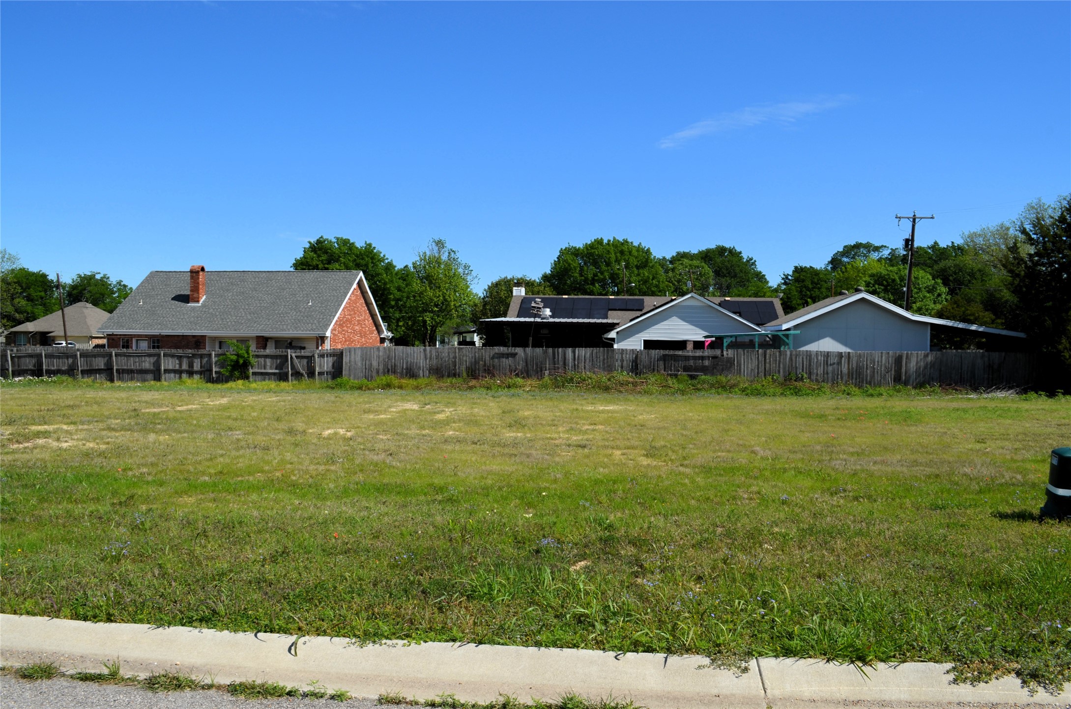 304 Preston Road Mabank TX 75147