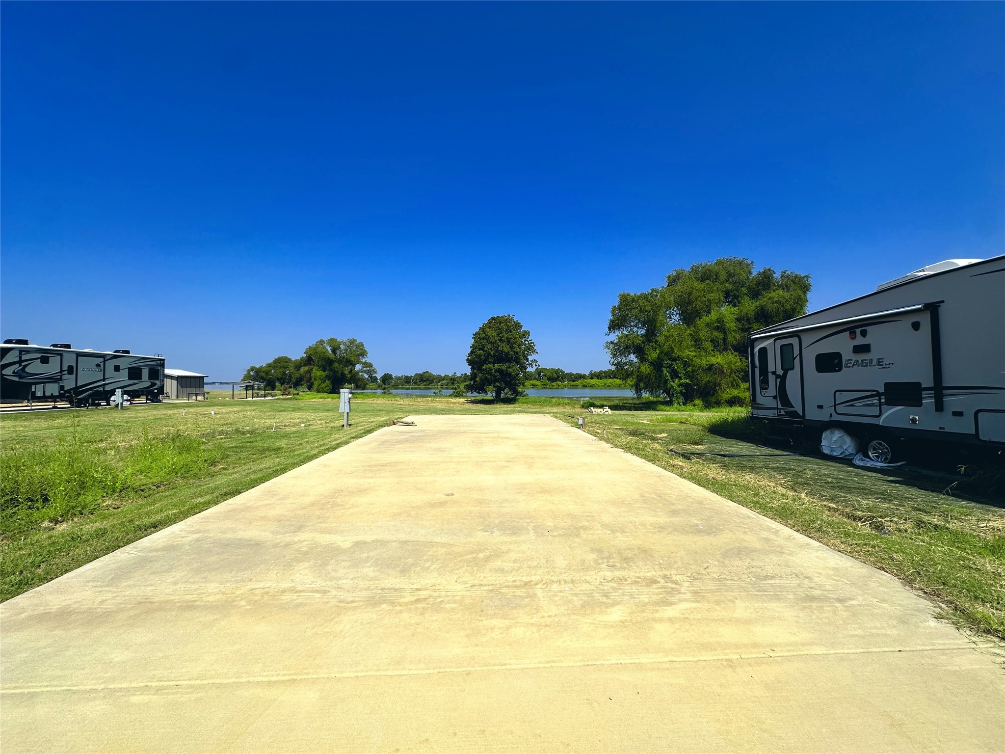 5086 Waterfront Road Kerens TX 75144