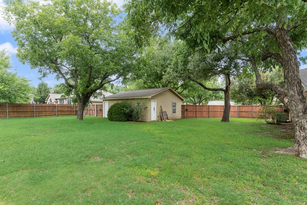 2701 Poplar Drive Flower Mound TX 75028