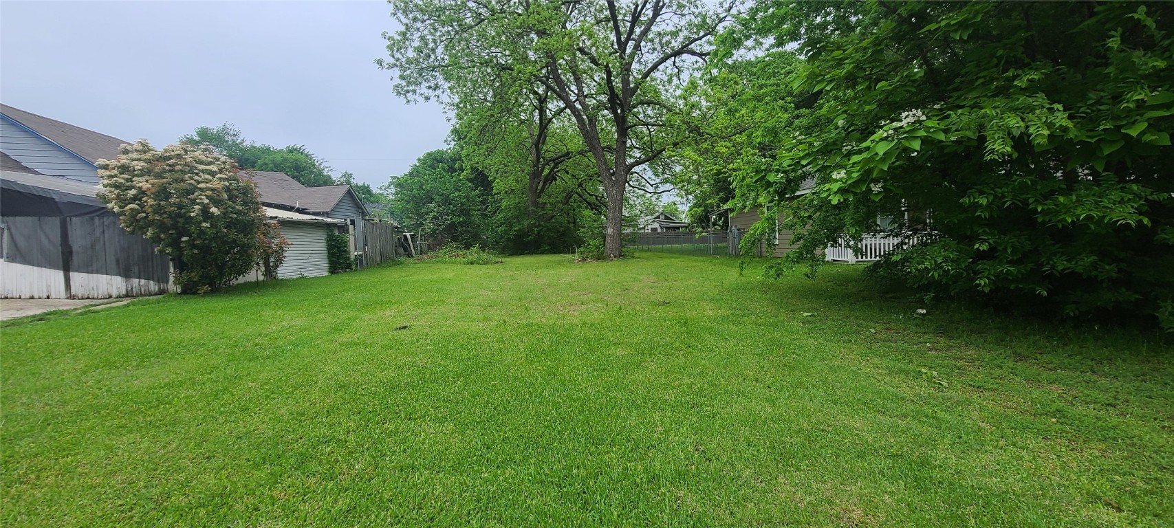715 W Bond Street Denison TX 75020