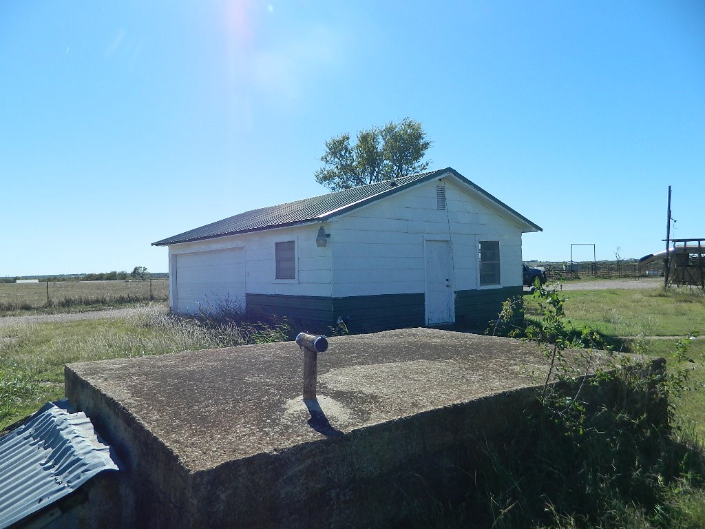 2435 County Road 247 Valley View TX 76272