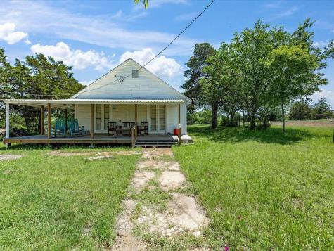 5444 Well Service Road Bowie TX 76230