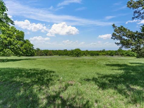 5444 Well Service Road Bowie TX 76230