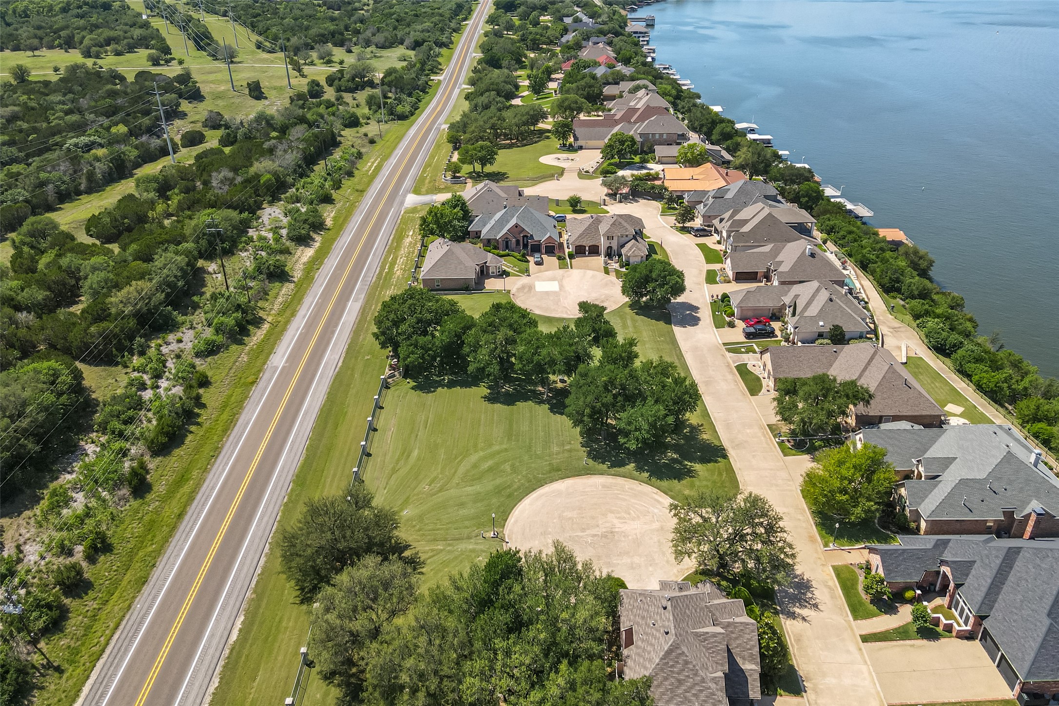 7002 Granite Bluff Granbury TX 76048