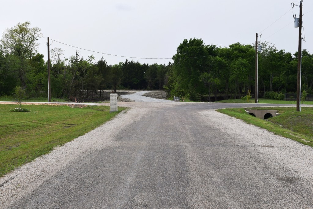 730 Cheyenne Trail Trenton TX 75490