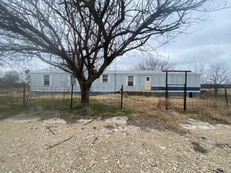 704 N Sycamore Street Hico TX 76457