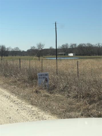 5253 County Road 4170 Frost TX 76641