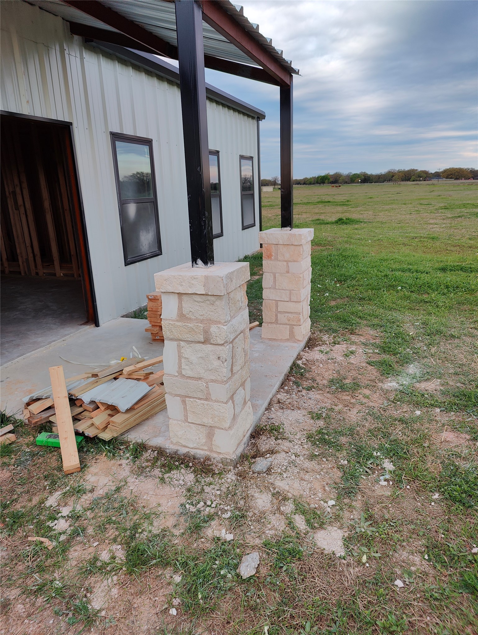 422 Private Road 21146 Aquilla TX 76622