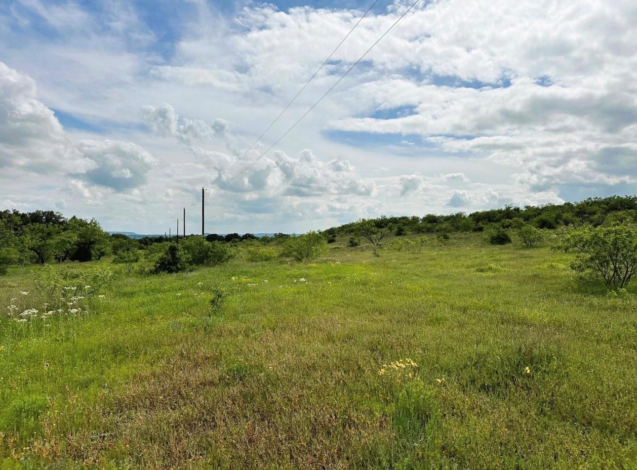 109 Comanche Hills Comanche TX 76442