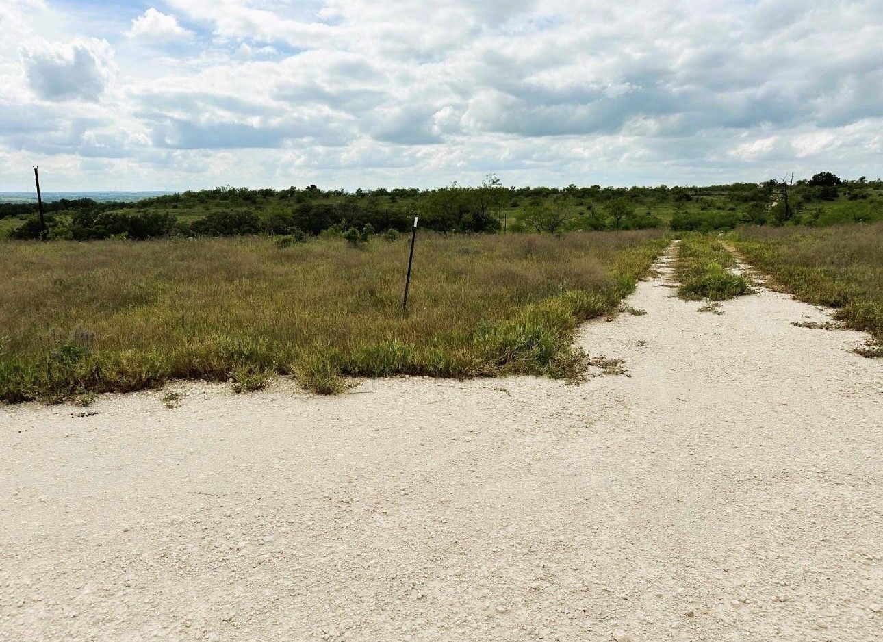 109 Comanche Hills Comanche TX 76442