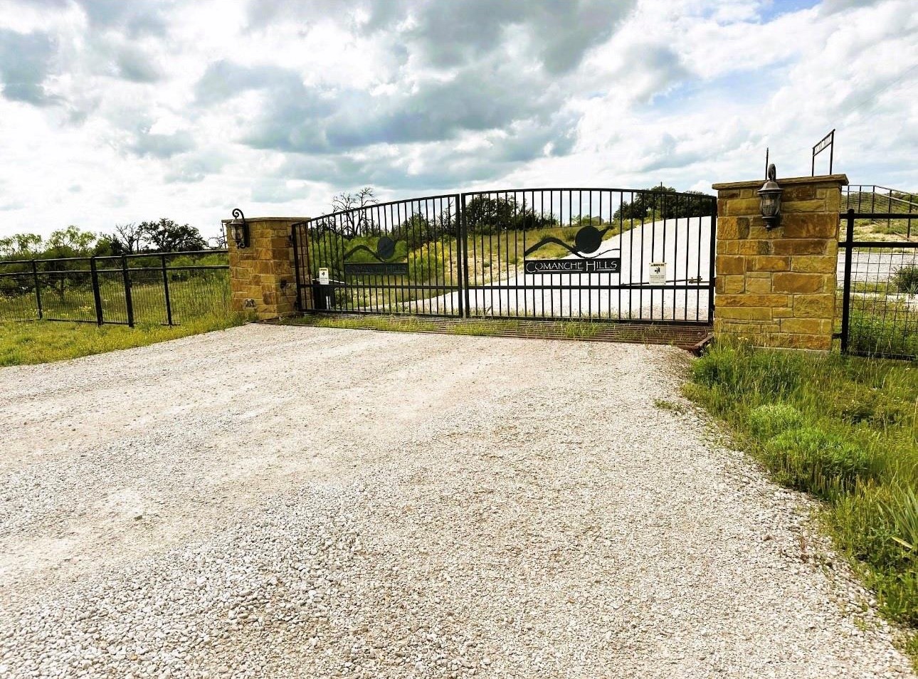109 Comanche Hills Comanche TX 76442
