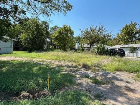 306 S Pecan Street Bells TX 75414