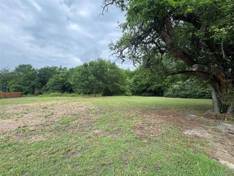 212 N Harrison Avenue Sherman TX 75090