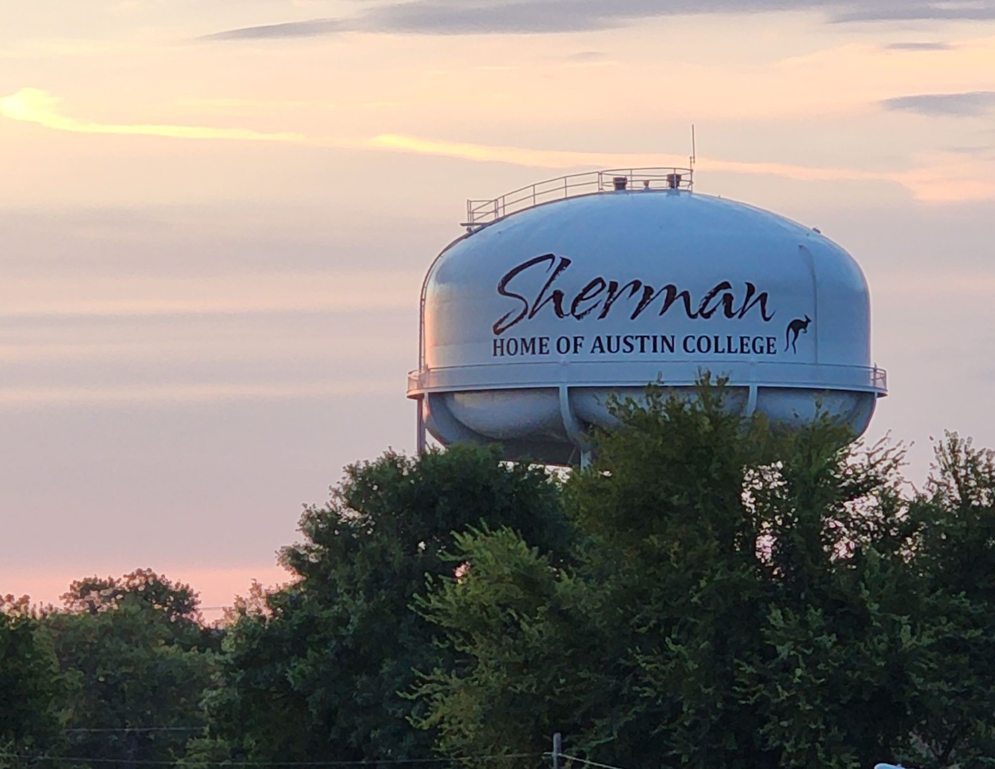 212 N Harrison Avenue Sherman TX 75090