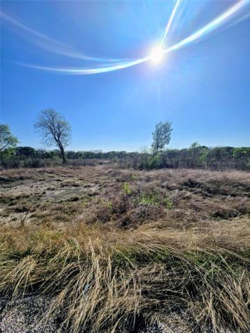 Tbd Creek Side Court Hillsboro TX 76645