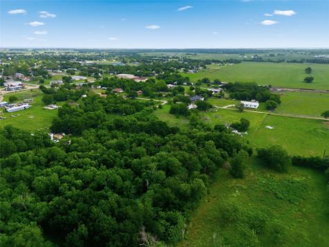 1.02+/-ACRES Belton Avenue Chilton TX 76632