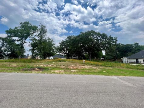 711 Clubview Drive Mabank TX 75143