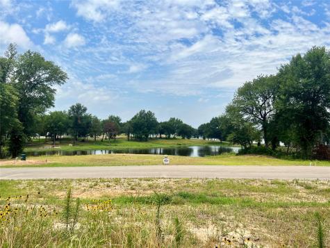 711 Clubview Drive Mabank TX 75143