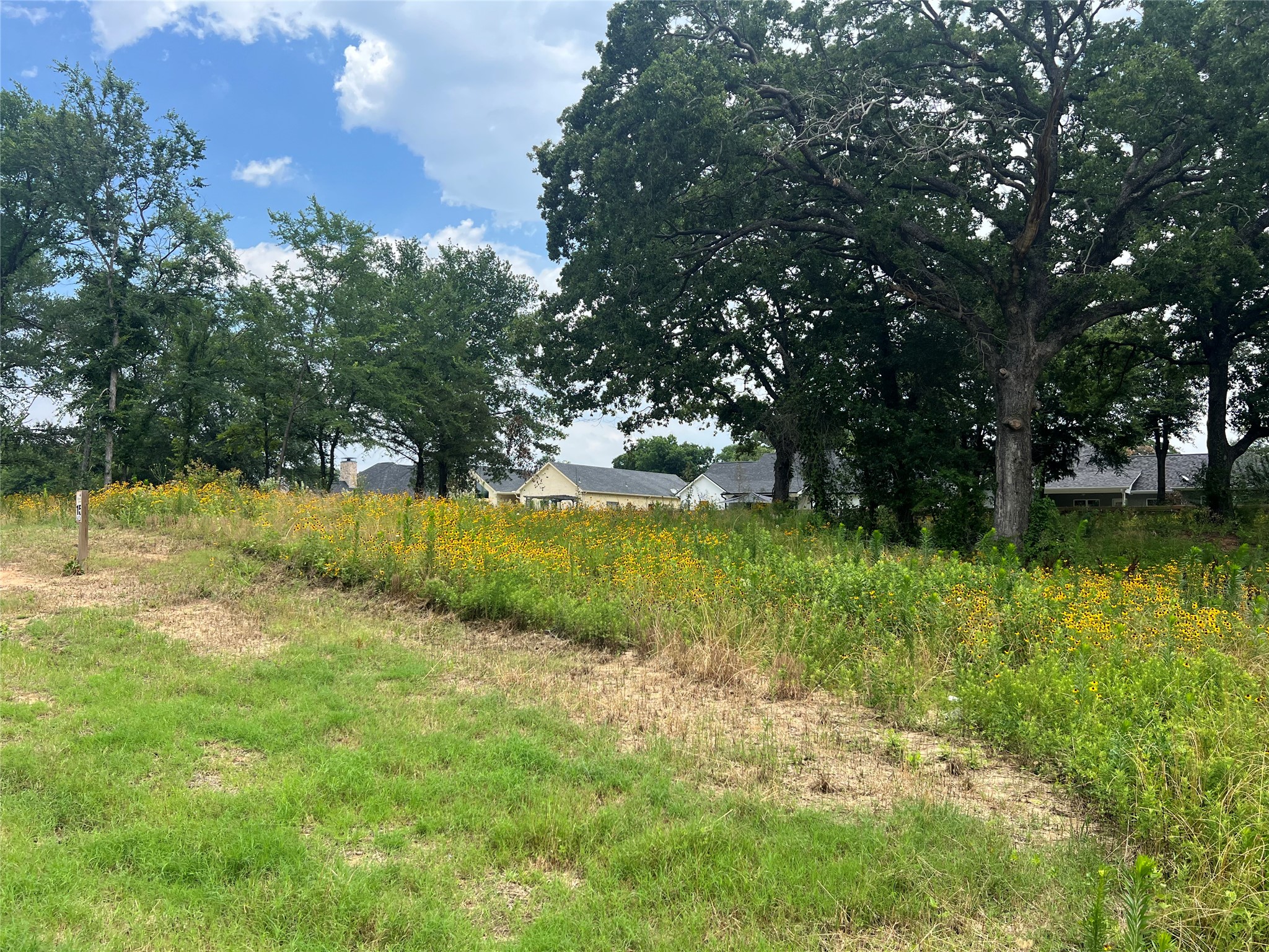 711 Clubview Drive Mabank TX 75143