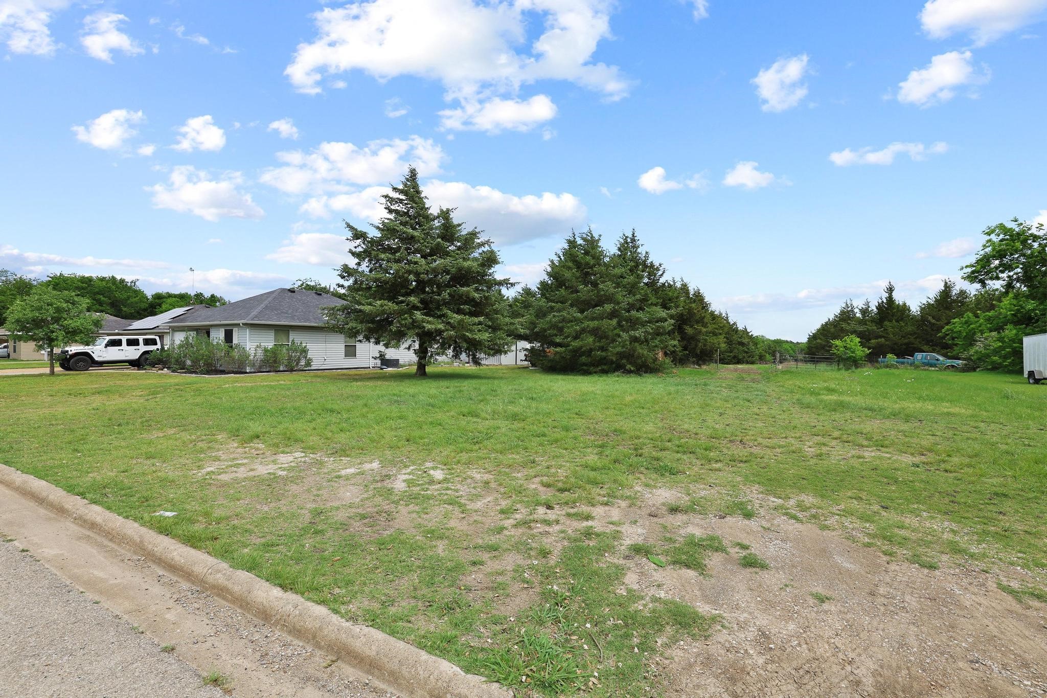 117 Donaghey Street Trenton TX 75490