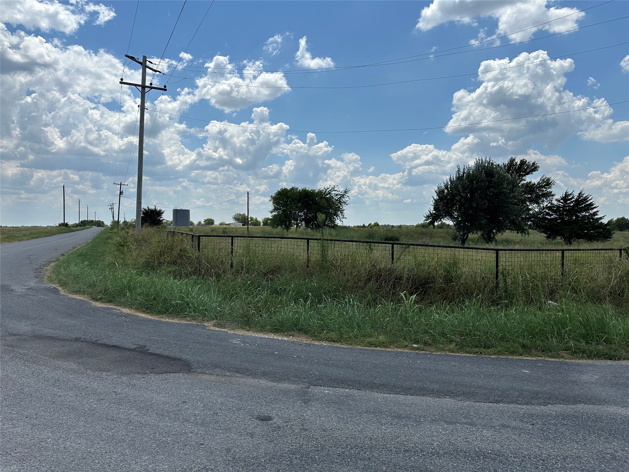 Lot 8 Eastline Road Whitewright TX 75491