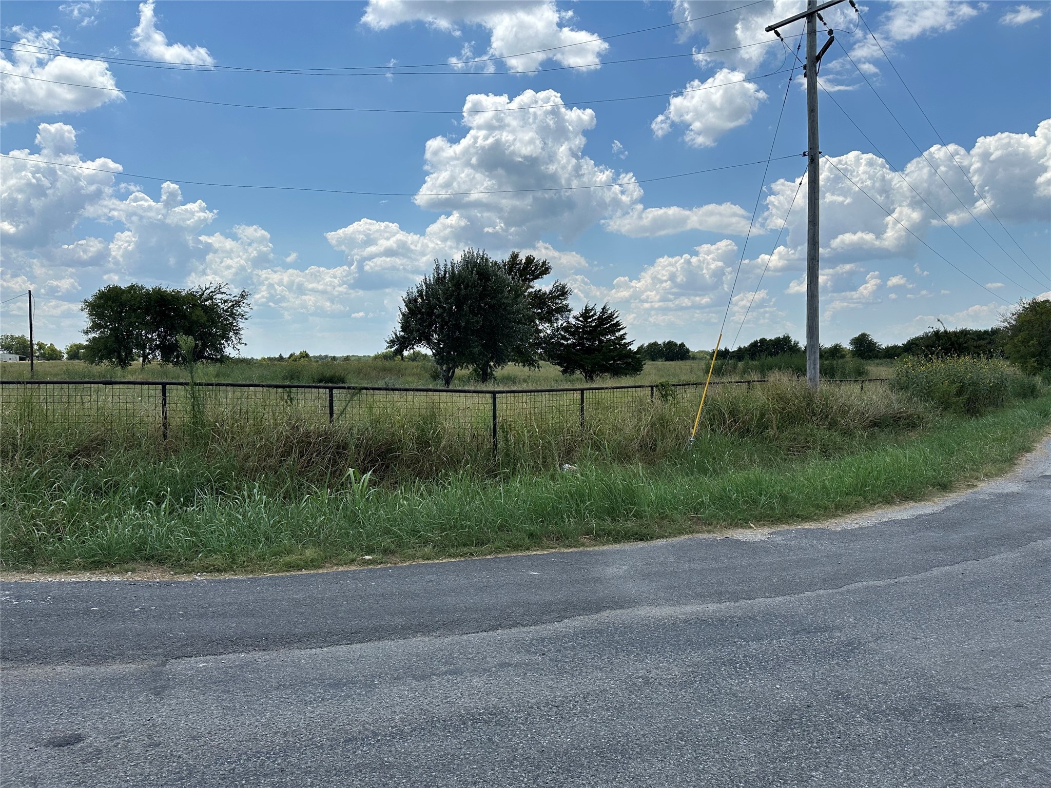 Lot 8 Eastline Road Whitewright TX 75491