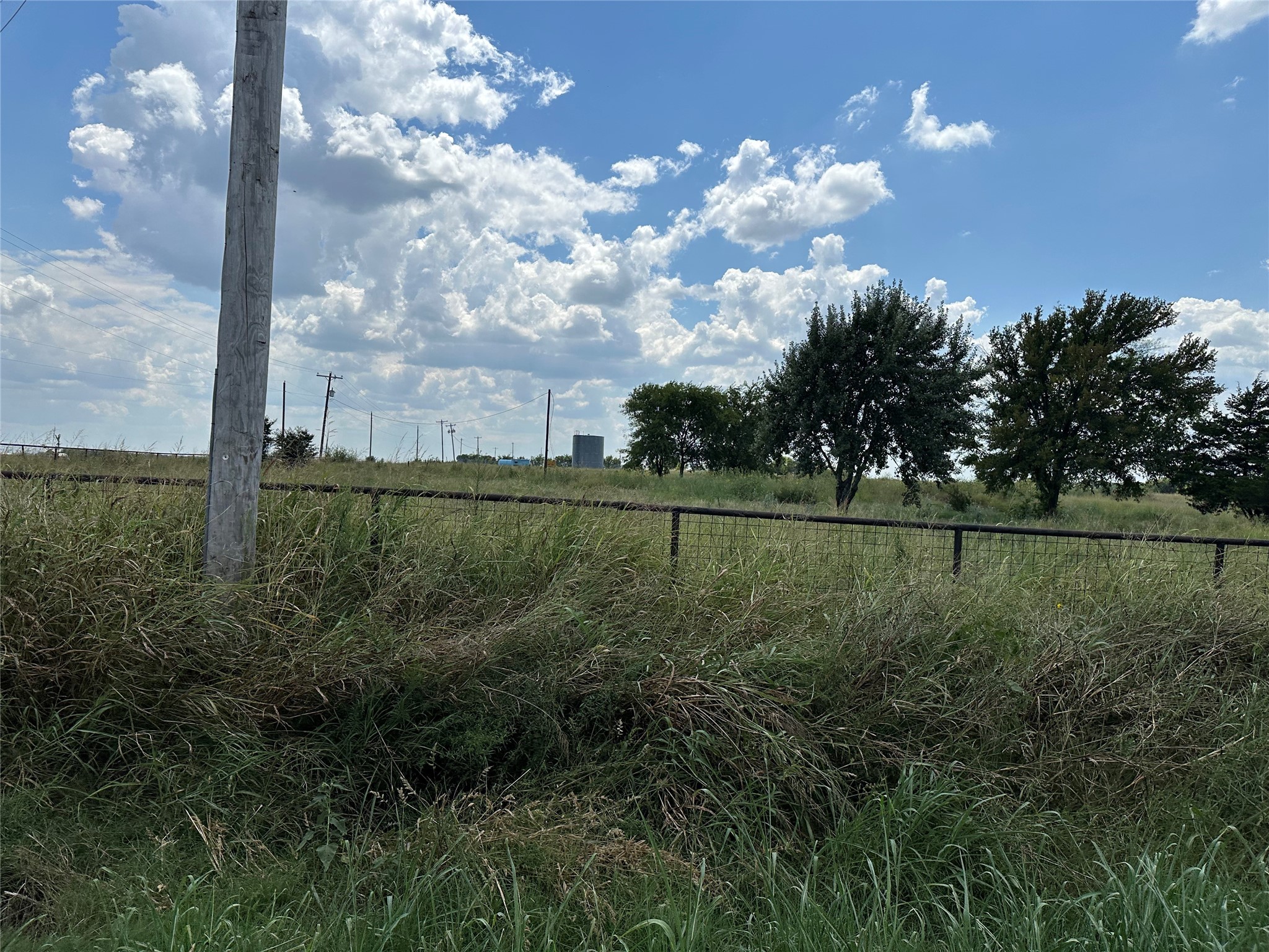 Lot 8 Eastline Road Whitewright TX 75491