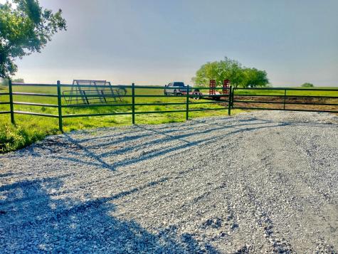6 Ac. Tract 3 Lcr 131 Mount Calm TX 76673