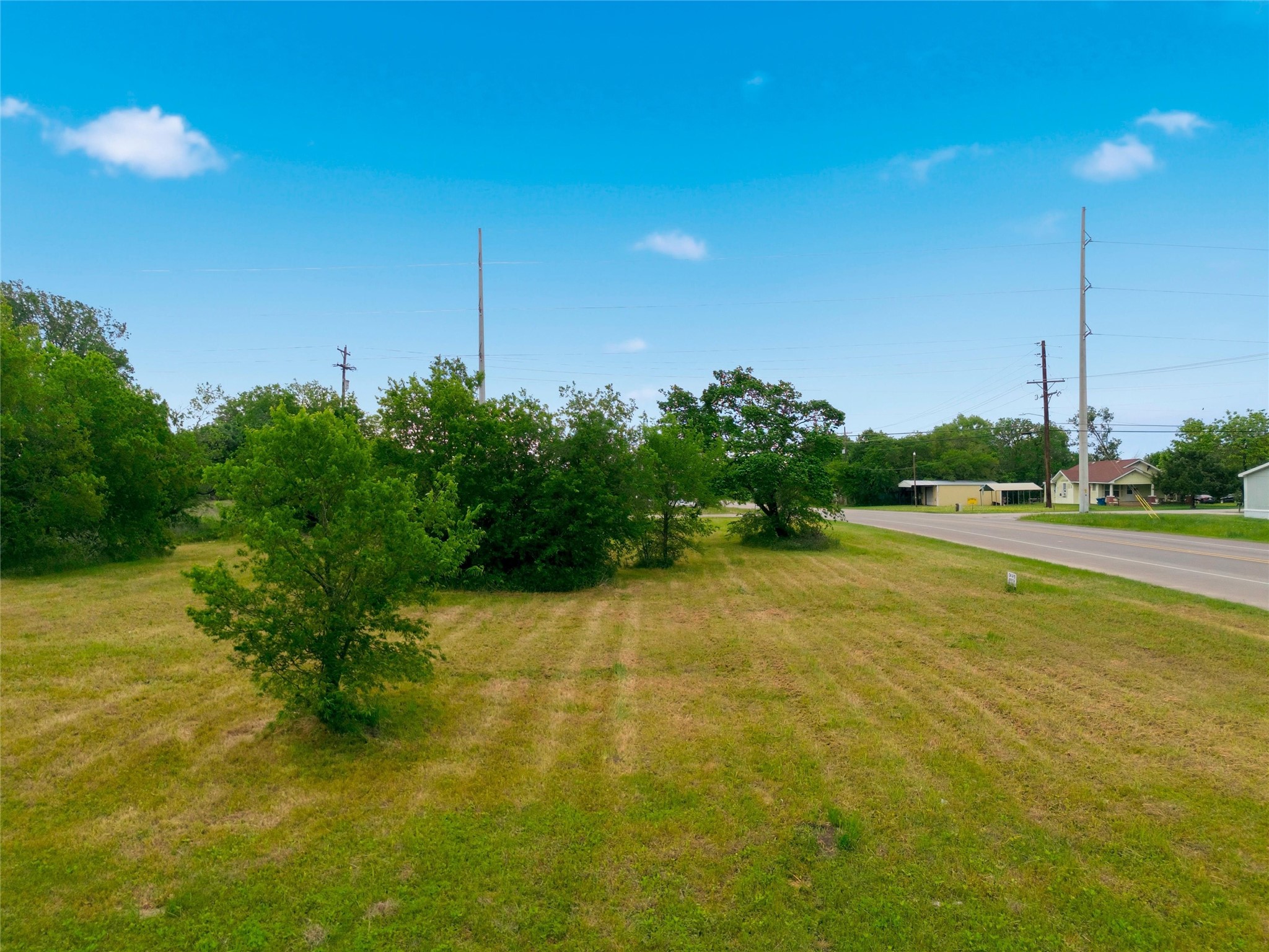 400 W Tyler Street Mexia TX 76667