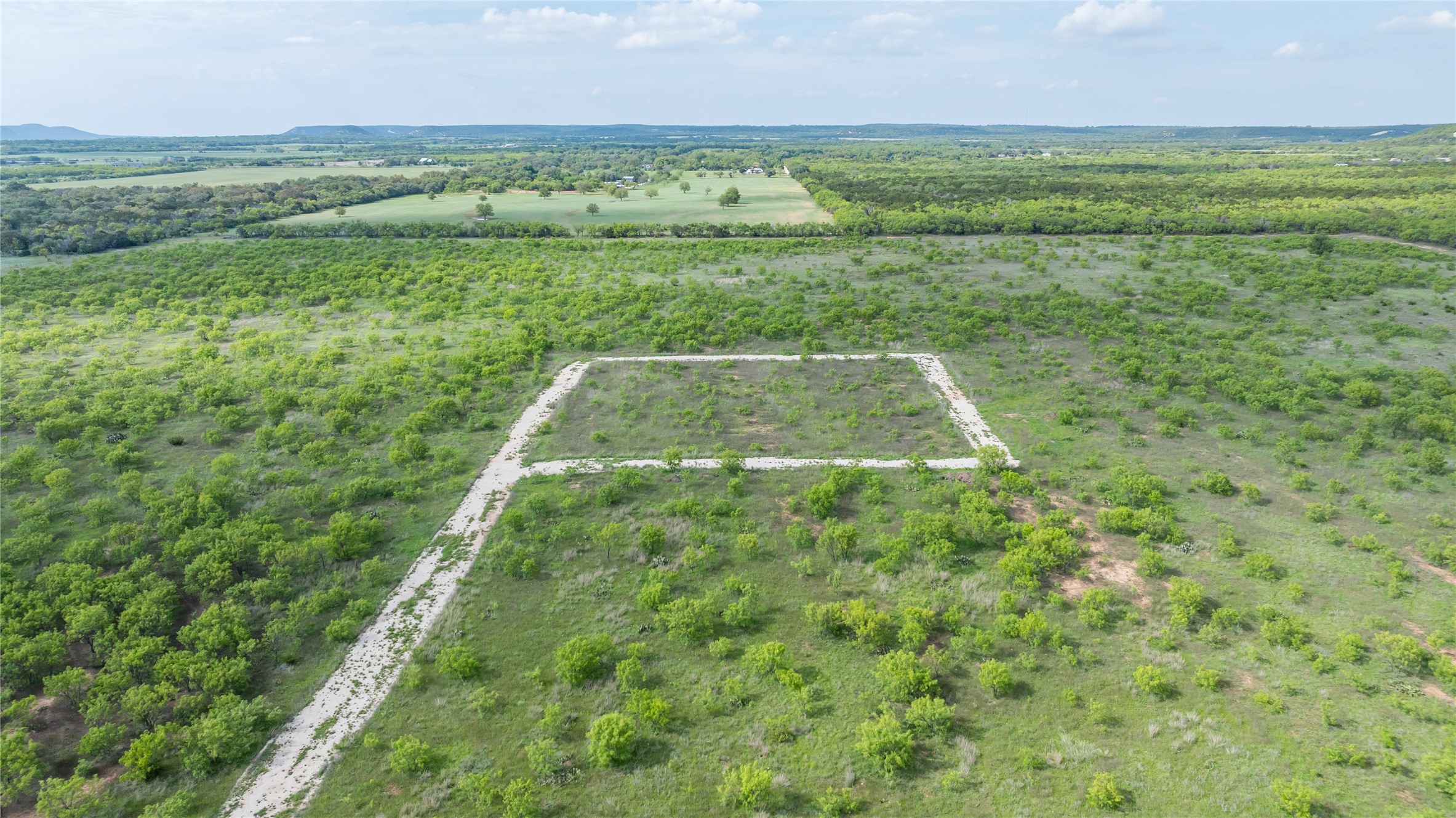 698 County Road 133 Ovalo TX 79541
