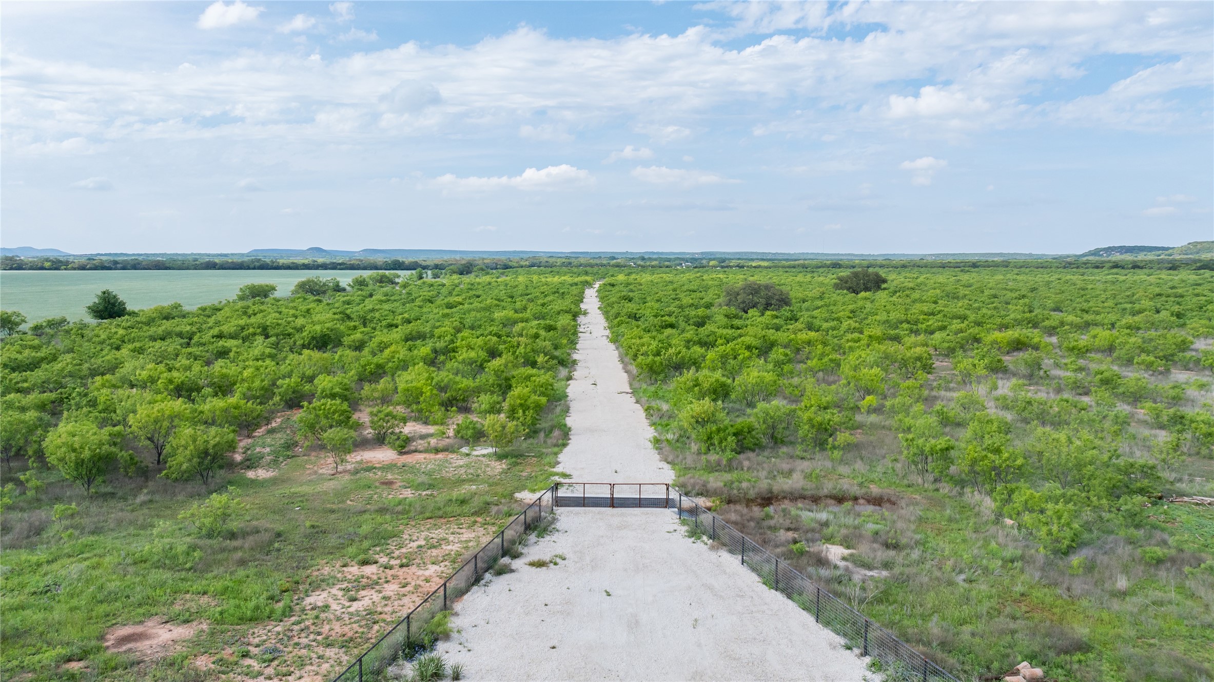 698 County Road 133 Ovalo TX 79541