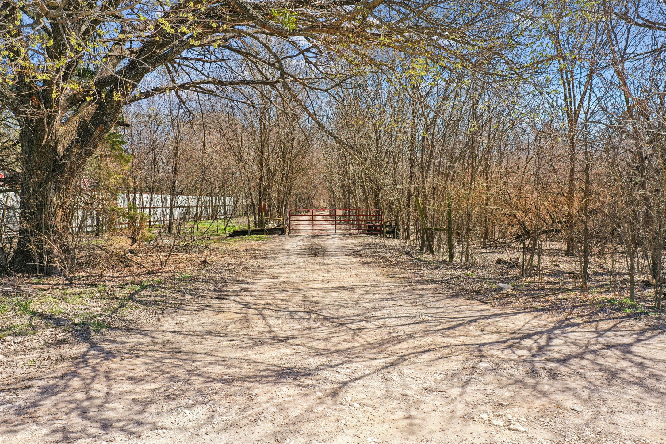 1001 Ovilla Road Waxahachie TX 75167