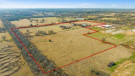 3052 Highway 82 Paris TX 75460
