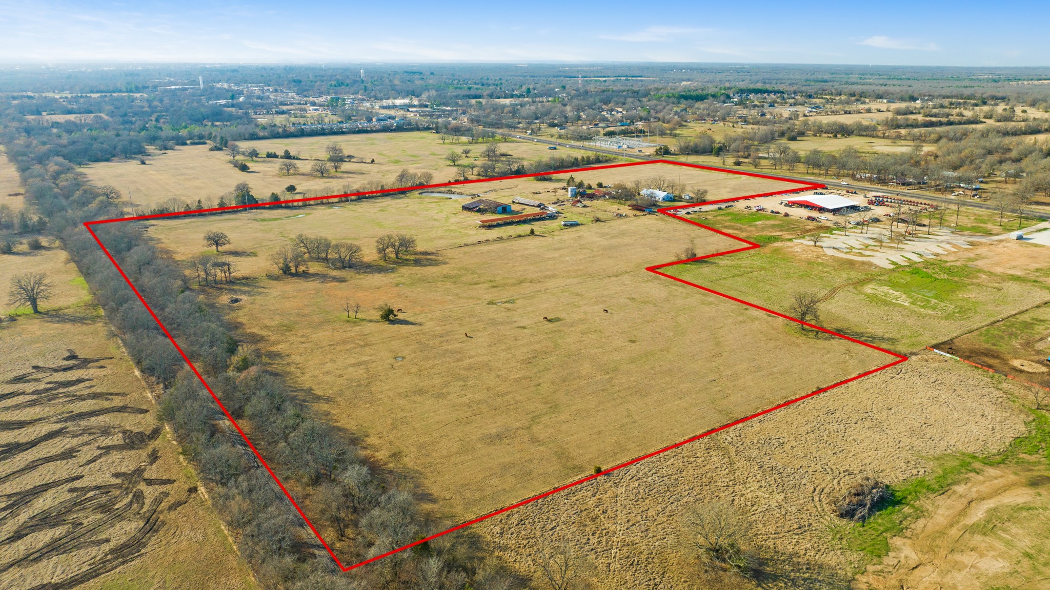 3052 Highway 82 Paris TX 75460
