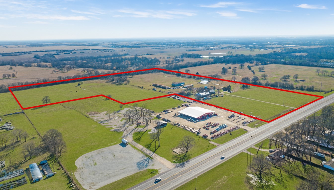 3052 Highway 82 Paris TX 75460