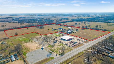 3052 Highway 82 Paris TX 75460