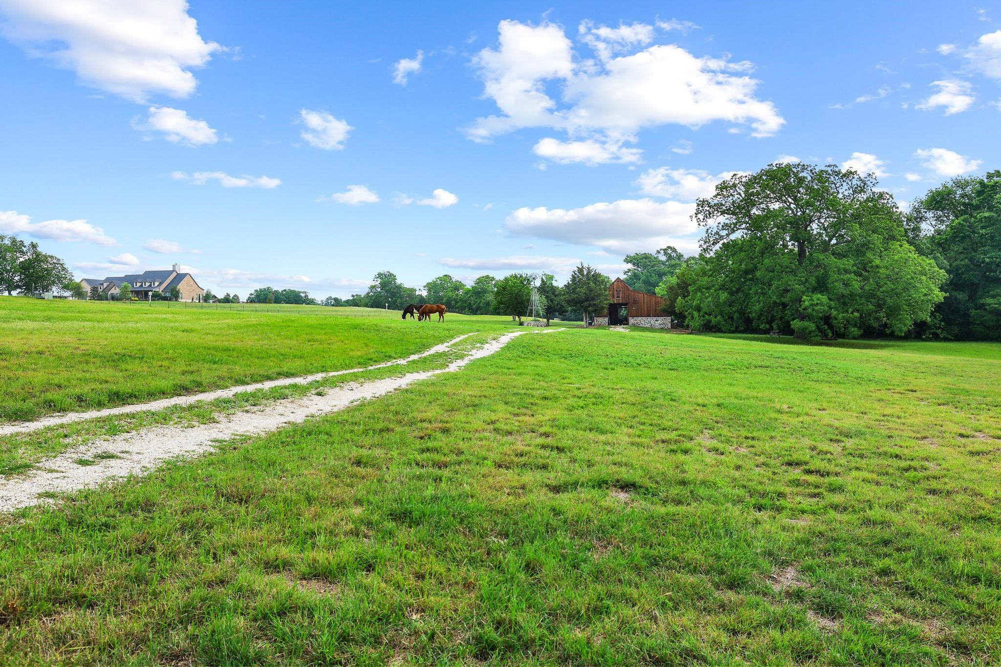 1906 Durning Road Van Alstyne TX 75495