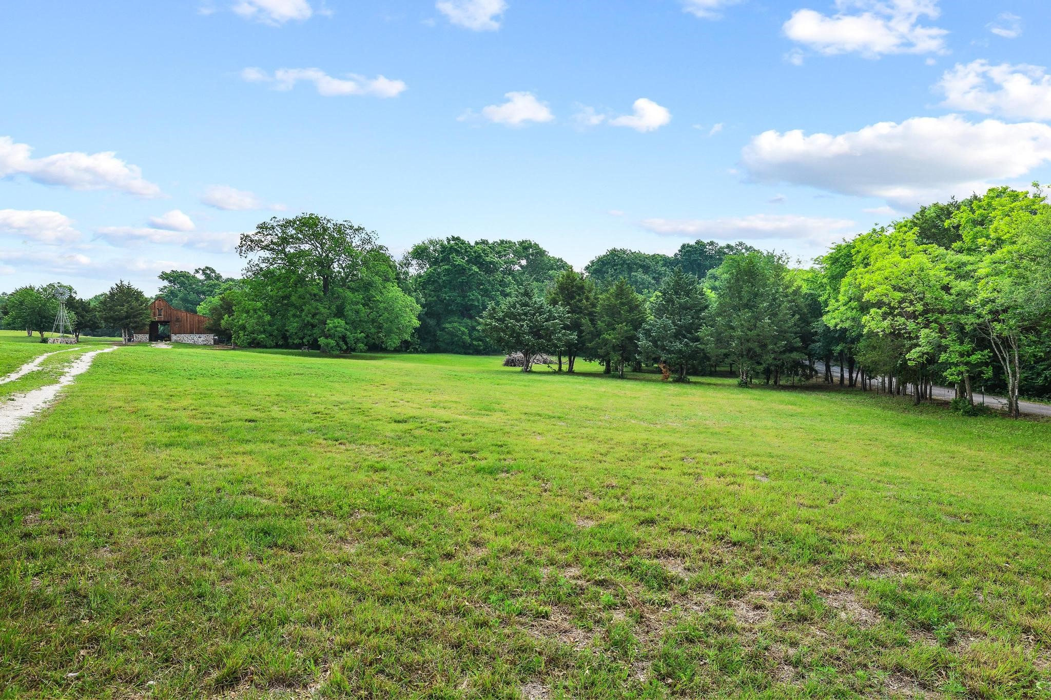 1906 Durning Road Van Alstyne TX 75495