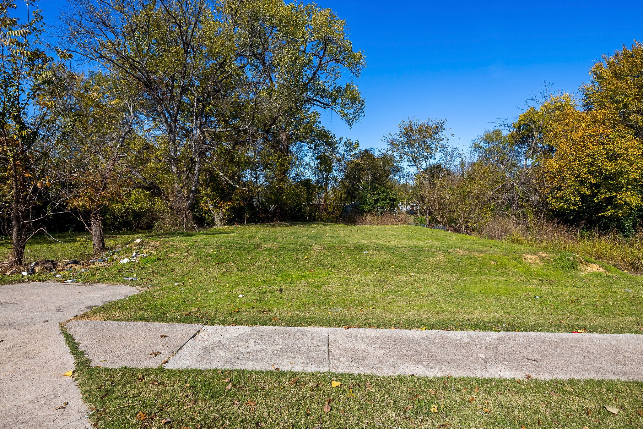 2433 52nd Street Dallas TX 75216