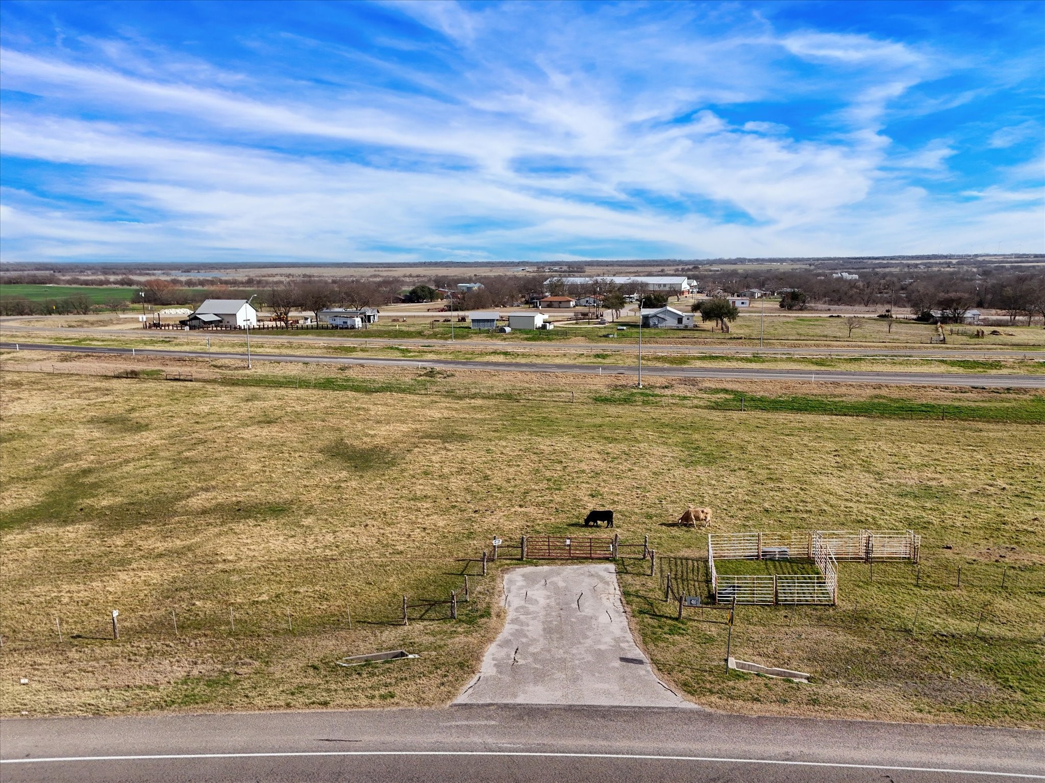 645 Fm 339 Mount Calm TX 76673