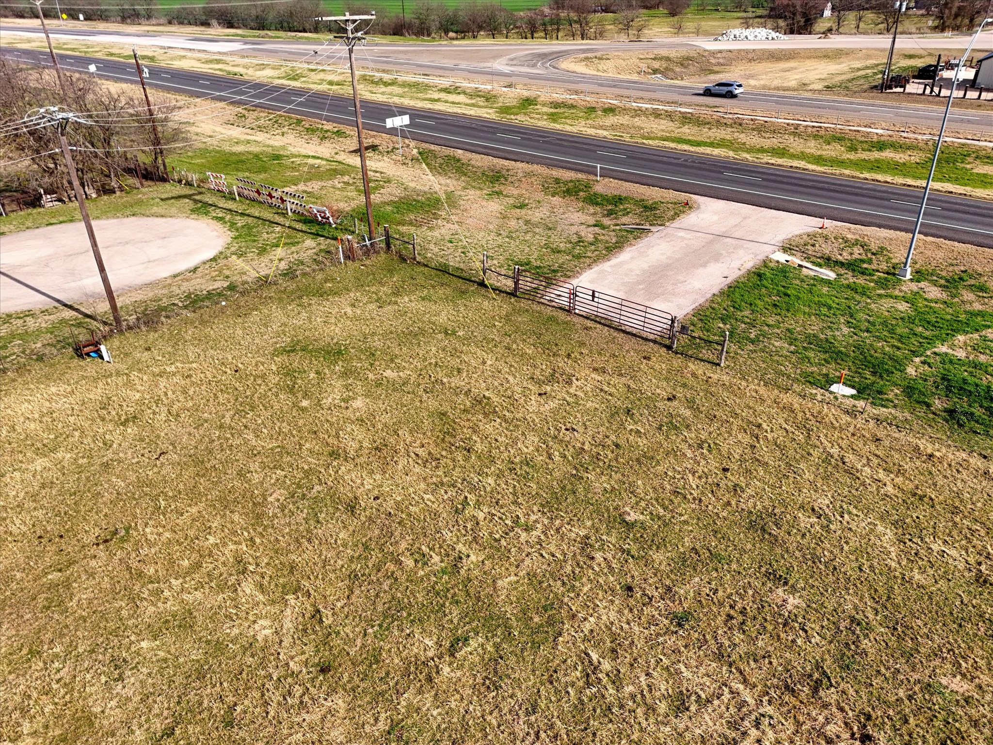 645 Fm 339 Mount Calm TX 76673