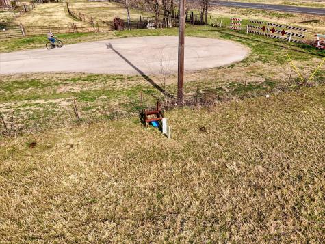 645 Fm 339 Mount Calm TX 76673