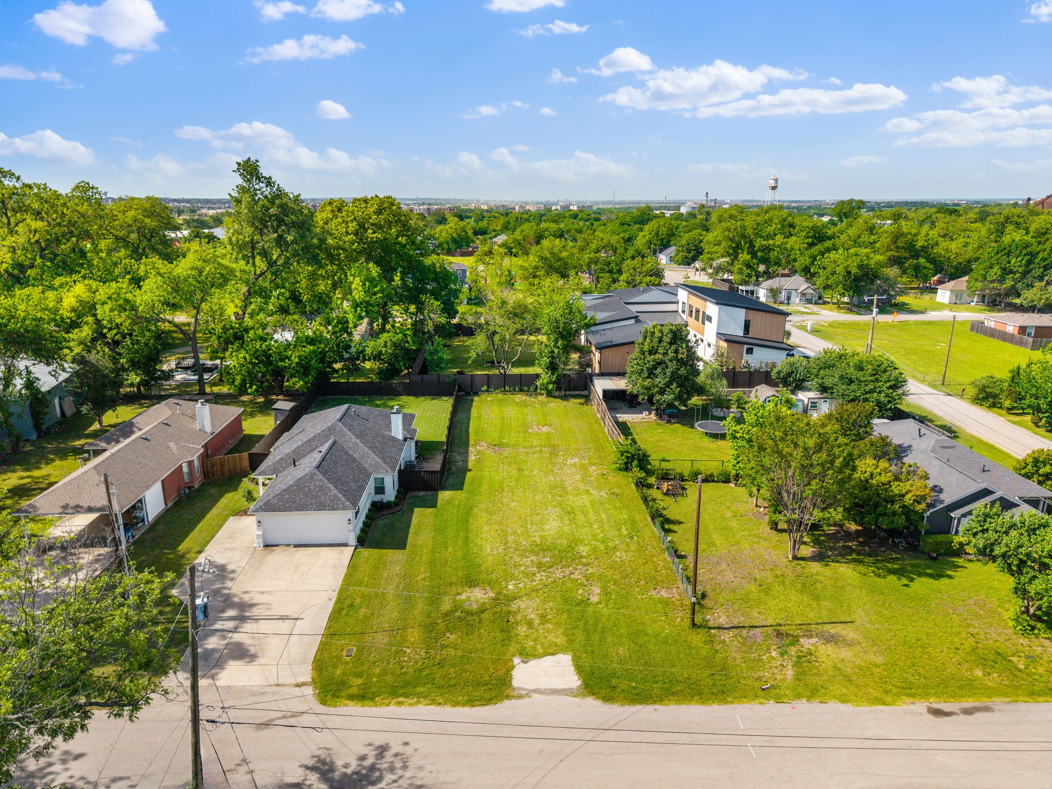 405 E Maple Street Celina TX 75009