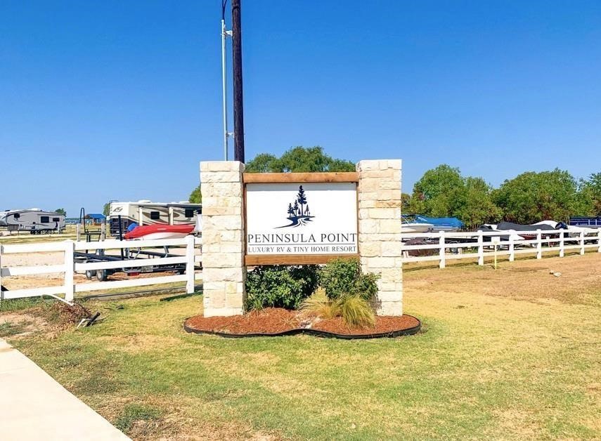 6447 Peninsula Road Kerens TX 75144